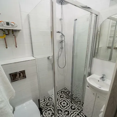 White Vision Apartment Opole Esterno foto