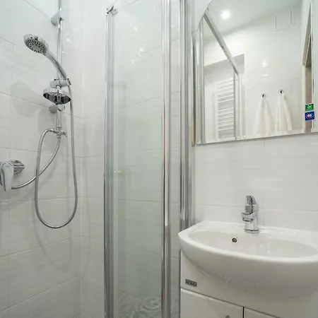 White Vision Apartment Opole Esterno foto